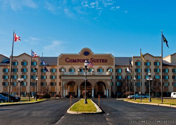 Comfort Suites University Area Notre Dame-Саут-Бенд Экстерьер фото